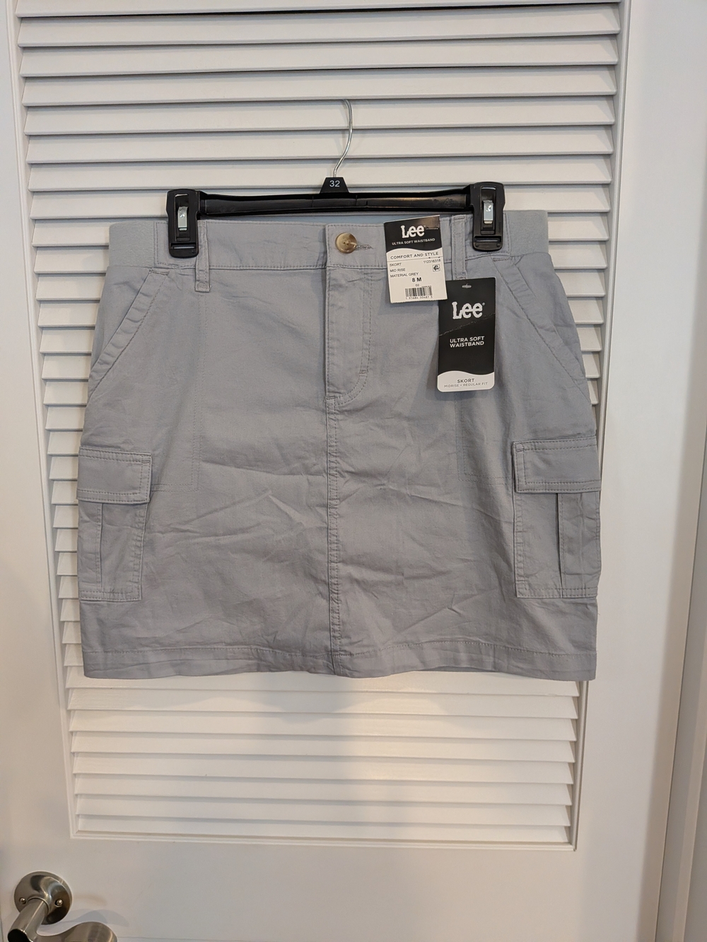 Lee Women's Light Gray Cargo Mini Skirt/Shorts Size Medium